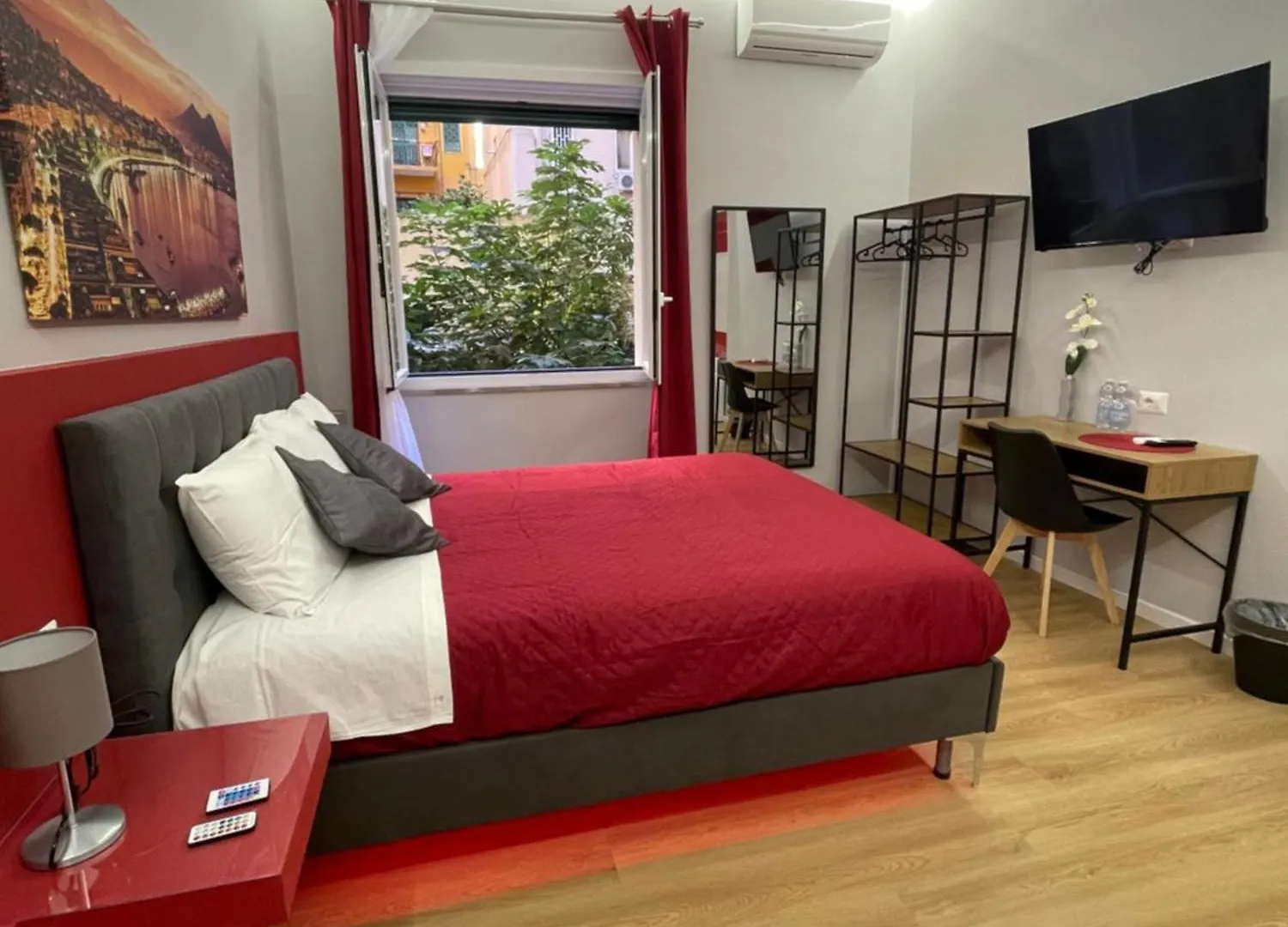 Vomero Suite And Deluxe Room B&B Napoli Neapel